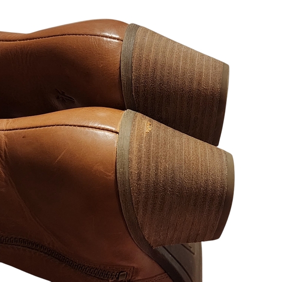 Frye Leather Almond Toe Jennifer Ankle Booties | Size 6.5 - Picture 8 of 11